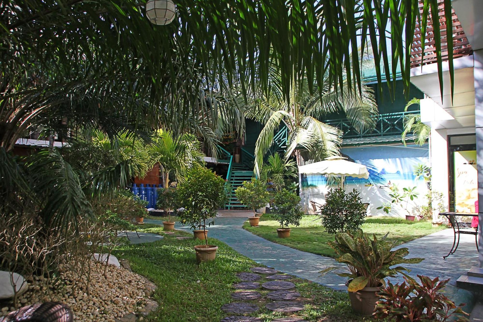 Palawan Uno Hotel Puerto Princesa Dış mekan fotoğraf